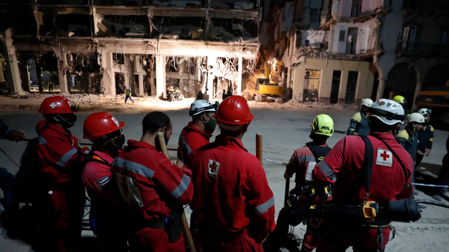 A tres días de la explosión, rescatistas han localizado 40 personas sin vida